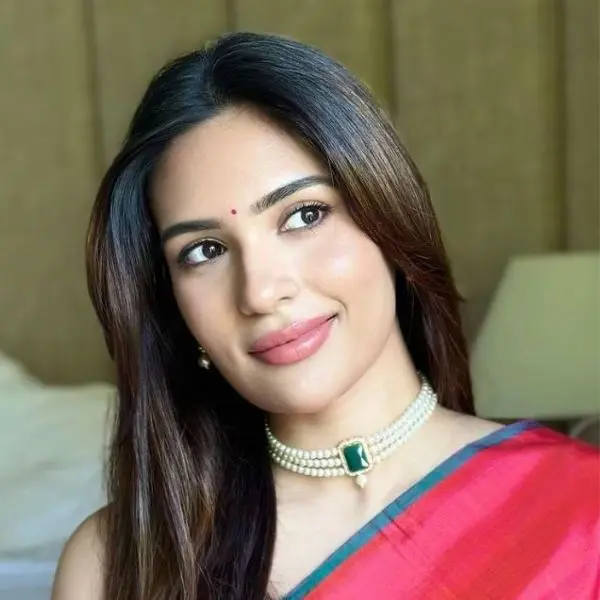 Tarini Kalingarayar Net Worth